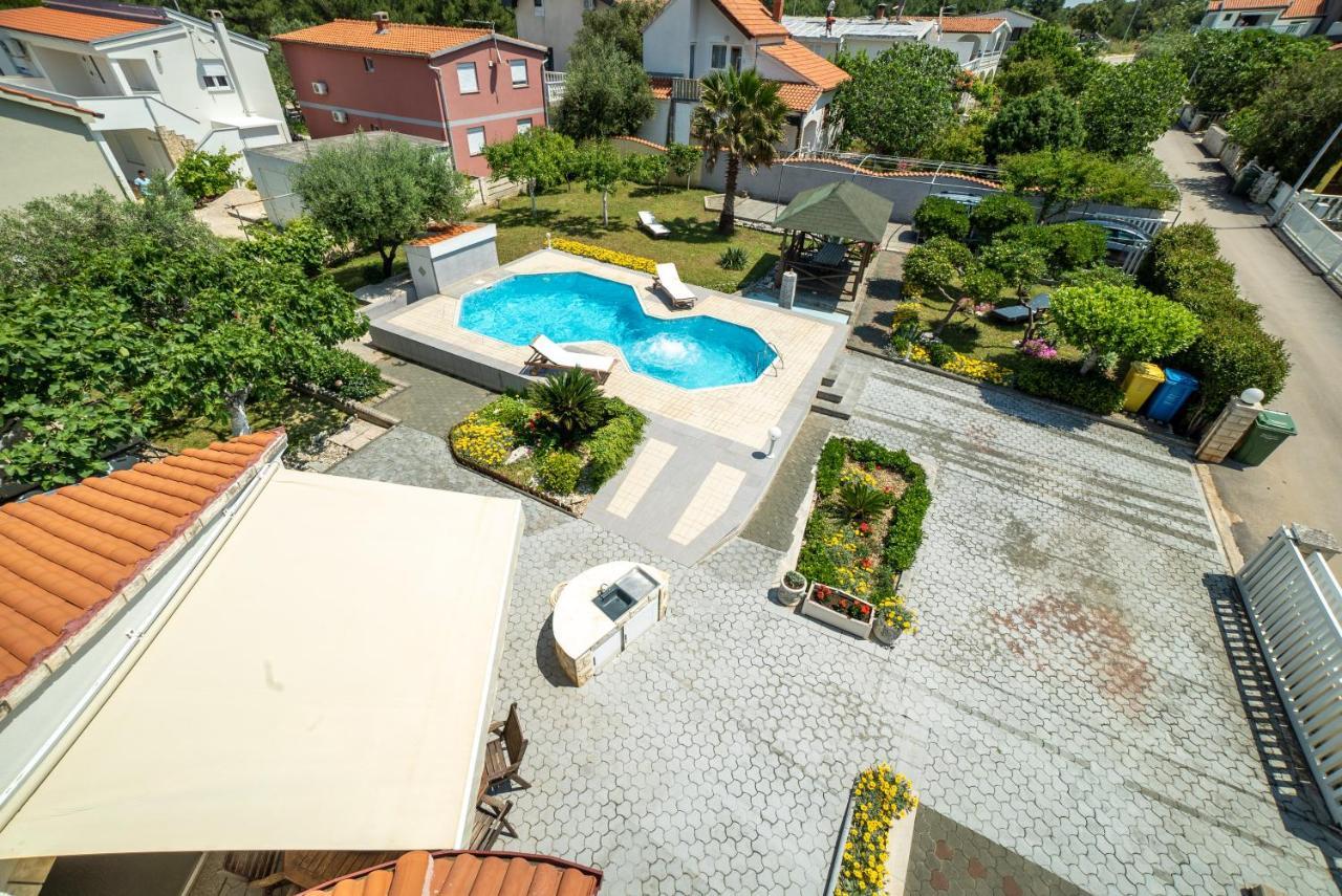 Villa Lulic Vir Exterior foto