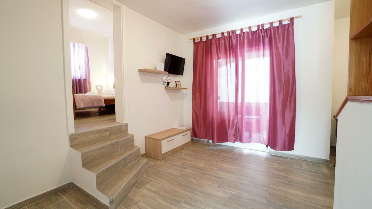 Villa Lulic Vir Exterior foto
